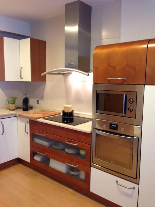 Апартаменти Centrico Apartamento Elai, Netflix, Coffee, Posibilidad Parking Сан-Себастьян Екстер'єр фото
